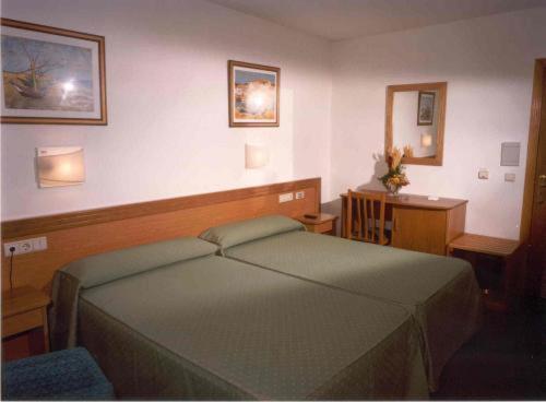 San Vicente 3* Castrofeito